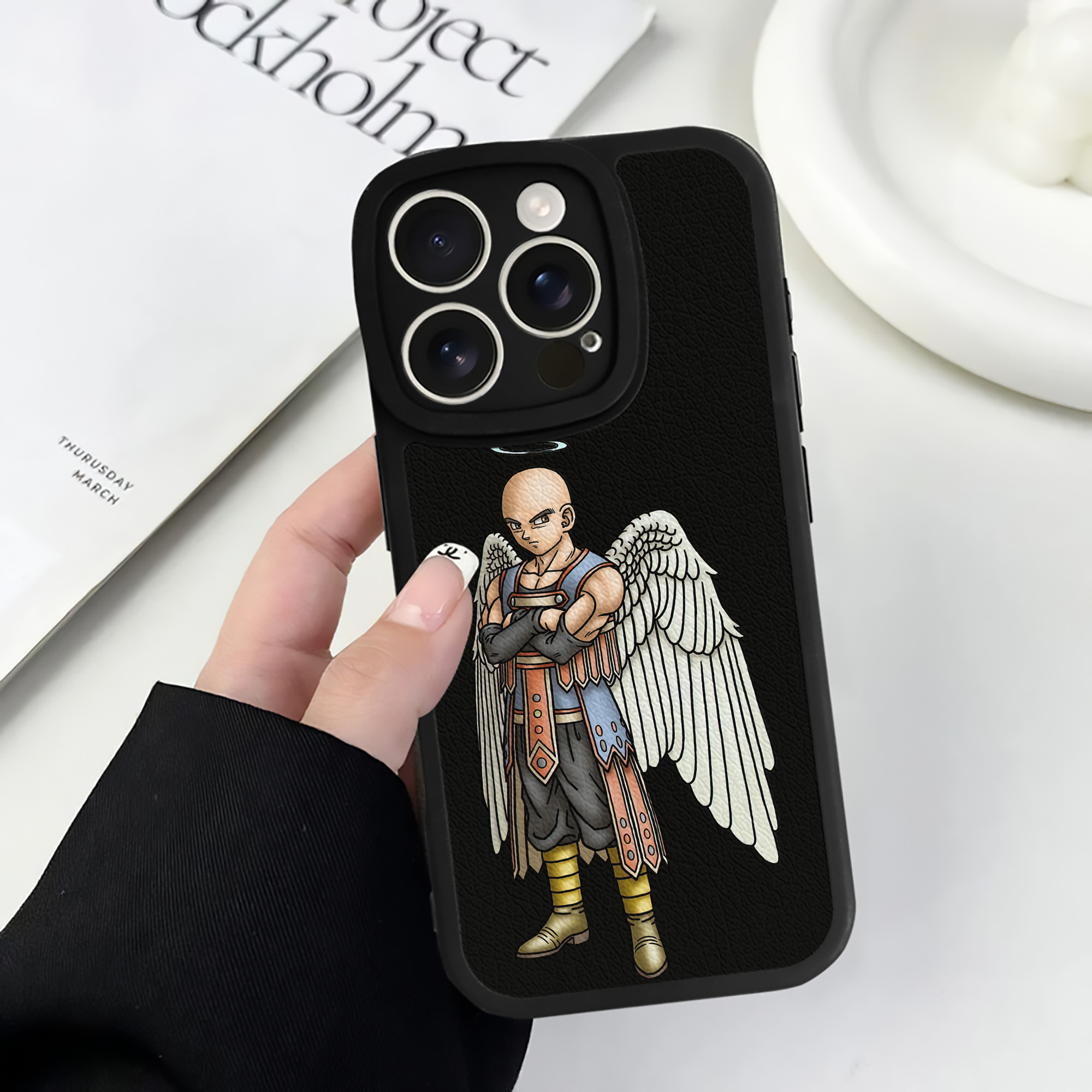 （画像用） ドラゴンクエスト Doragon Kuesuto Dragon Quest 【iPhone 16シリーズ対応】シリコンスマホケース（レザー調） 材質：シリコン